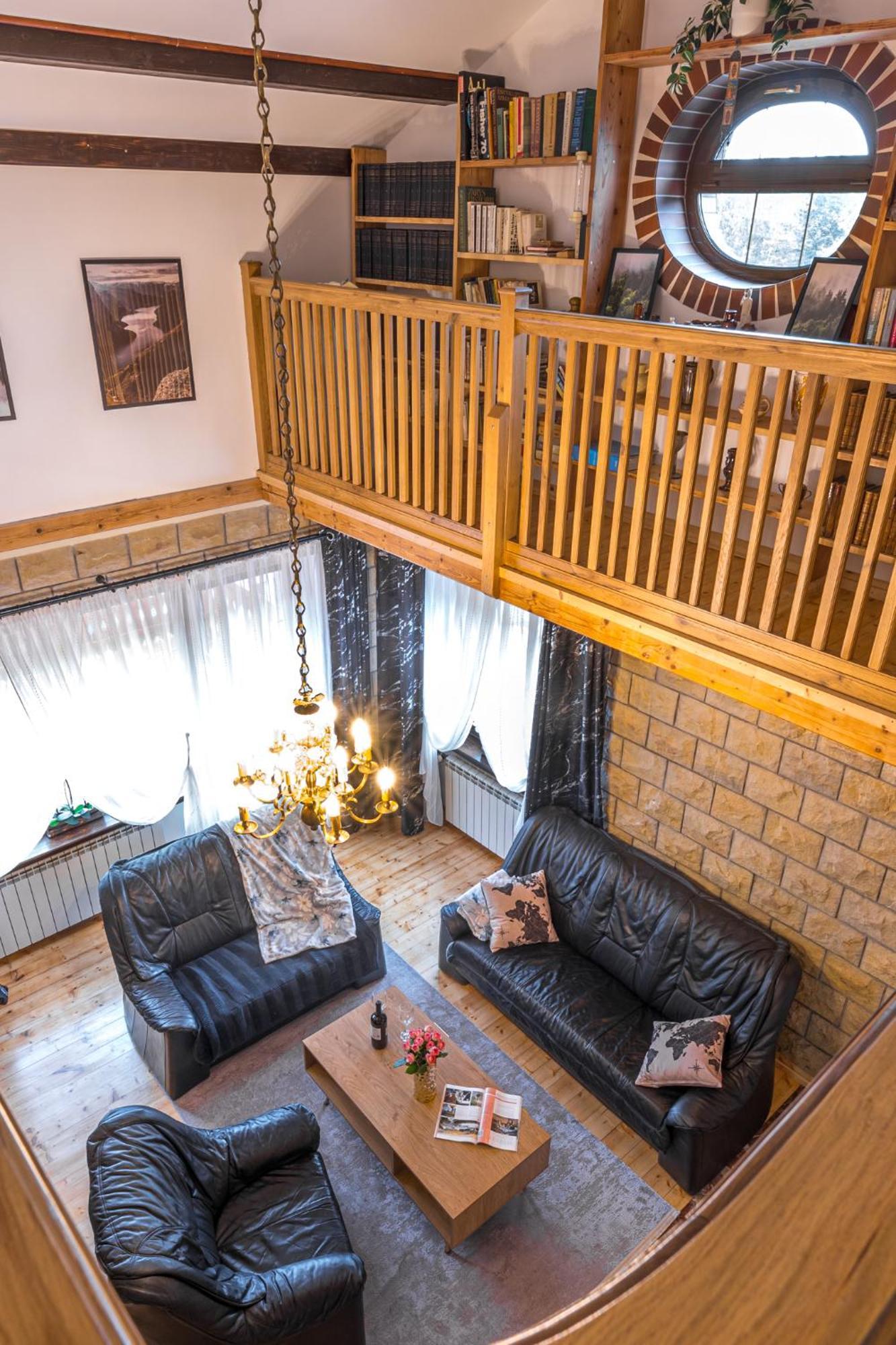 Vila Family House Rosa